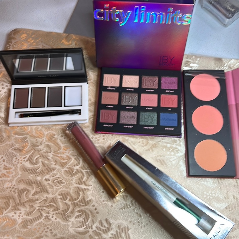 BNIB Eyeshadow,cheek lip eyeliner brow
